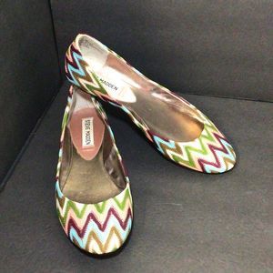 Women's Sandal Steve Madden Ibiza Flat Sz 8M Colorful Pointed Toe Loafer